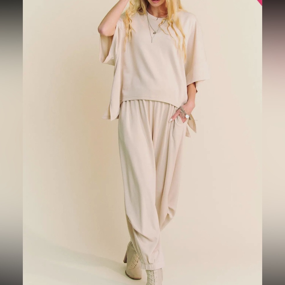 Elegant Cream Women's 2pc Set